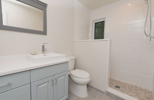 Macatawa Casa | Beach View Cottage - On the Lake