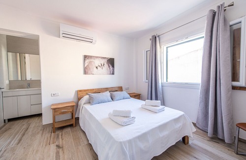 Les Palmeres Chalet De Esquí | A perfect location villa for holidays with AC and private pool