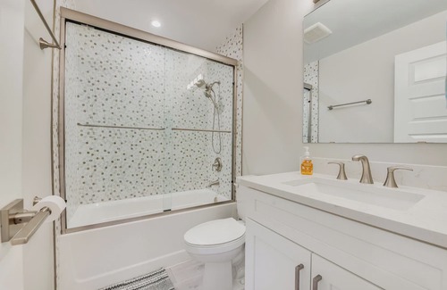 Seacoast Shores Casa | Beachside Private Pool/Yard Kid&Pet Friendly. 3 min from the Beach