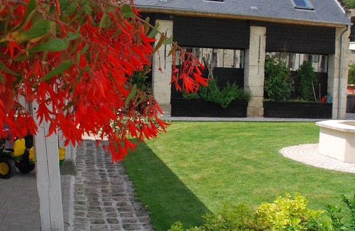 Noyant-et-Aconin Casa | GUEST ROOMS WITH PRIVATIZED SPA! LUXURY IN INTIMACY in Soissons 02