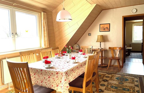 Schneeheide Casa | Idyllically situated small farm with horse breeding