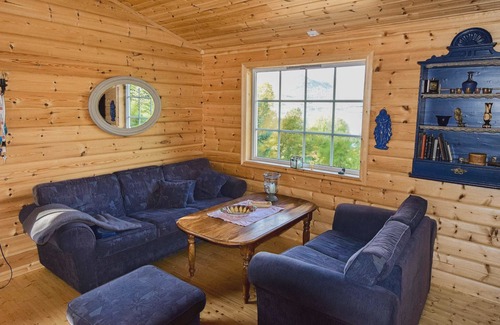 Botnhamn Casa | 4 person holiday home in Botnhamn