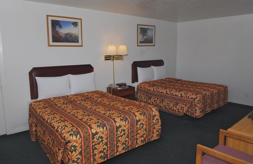 Feldman's Hotel | Stone Inn U of A