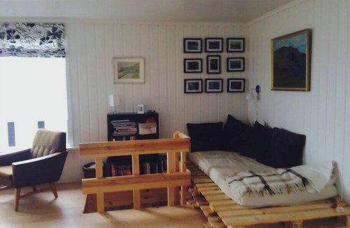 Leynar Casa | Cottage with stunning view of the sea and islands.