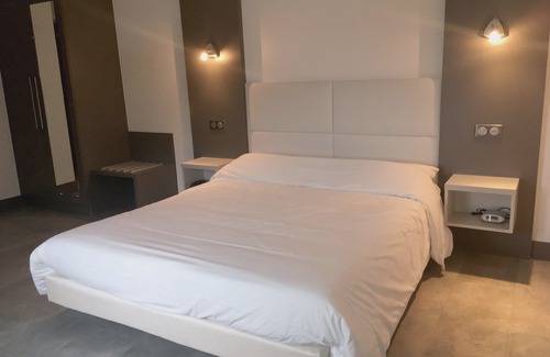 Mesnil Sous Les Cotes Hotel | Logis Hôtel Le Régal & Spa