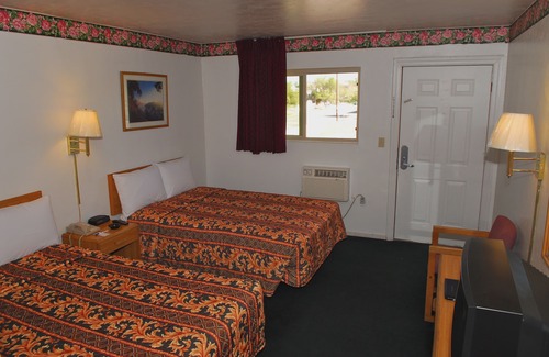 Feldman's Hotel | Stone Inn U of A