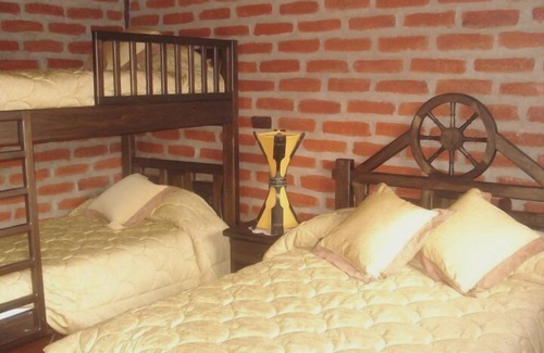 Nanegalito Hotel | Hostería Sumak Pakari