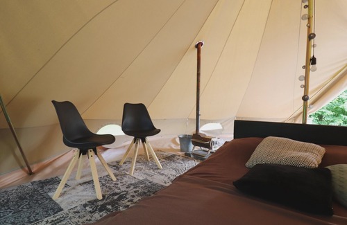 Twijzel Otro | Tent Lodge in Twijzel Near Town Center