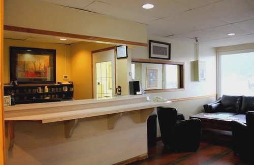Grande Cache Hotel | Acorn Motel