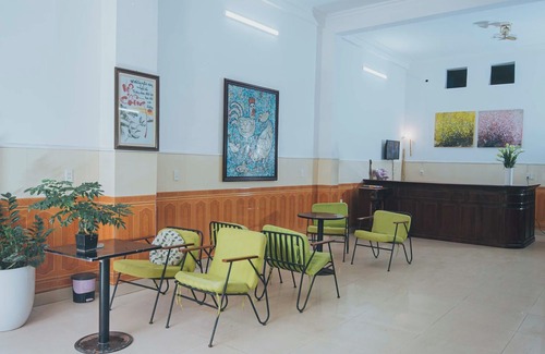 Dong Hoi Hotel | Chapi Hotel