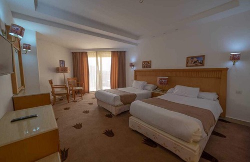 Al Haram Hotel | DouDou Pyramids View Hotel