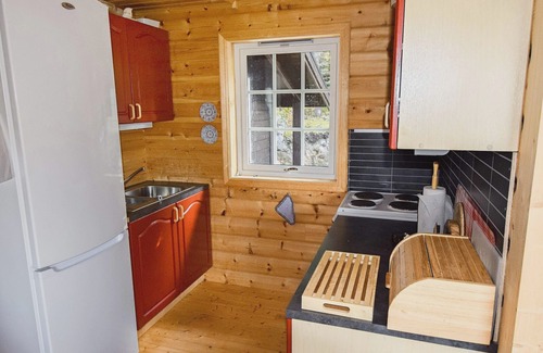 Botnhamn Casa | 4 person holiday home in Botnhamn