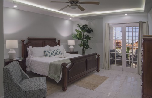 IronShore Estates Cabaña | Alamanda Cottage at Serenity