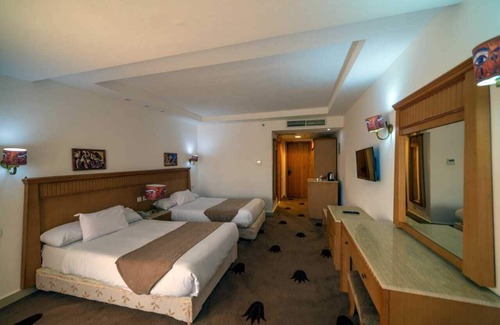 Al Haram Hotel | DouDou Pyramids View Hotel