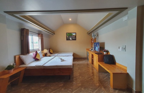 Tan Phu Dong Hotel | Khu Du Lich Lang Yen