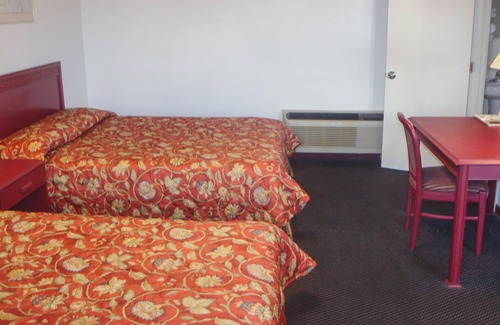 Junction City Hotel | Golden Wheat Budget Host Inn Junction City