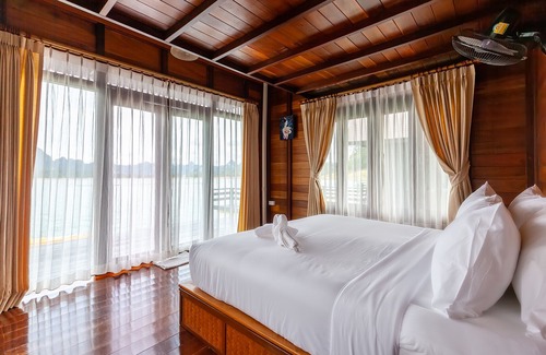 Ban Ta Khun Complejo | 500 Rai Floating Resort