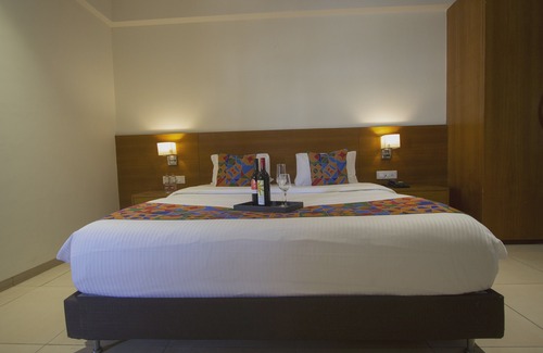 Rajgurunagar Hotel | Monarch Express