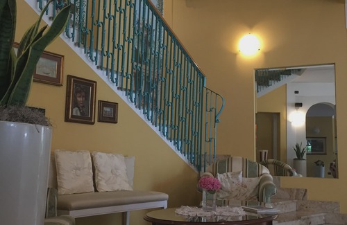 Sale Marasino Hotel | Villa Kinzica
