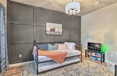 Highland Park Casa | Charming San Antonio Home about 4 Mi to Downtown