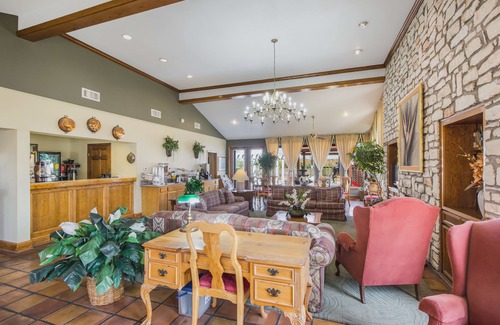 Columbus Hotel | Americas Best Value Inn Columbus
