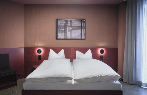 Rotkreuz Hotel | BRIX - Self Check-In Hotel
