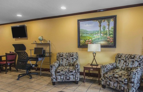 De Funiak Springs Hotel | Econo Lodge Defuniak Springs I-10