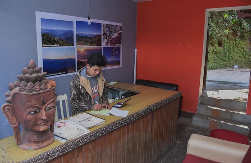 Nagarkot Hotel | Langtang View Nagarkot Bed and Breakfast