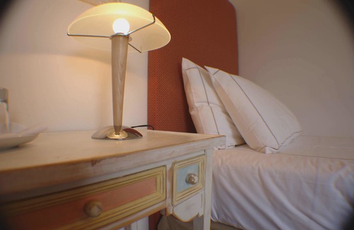 Porto Valtravaglia Hotel | Albergo Del Sole