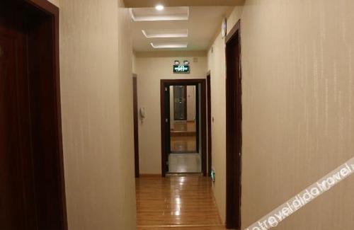 Ganzi County Otro | Kangding Xinyue Qingcheng Homestay
