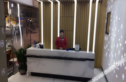 Huaqiang North Otro | No. 8 Hotel Chain (Shenzhen Huaqiangbei)