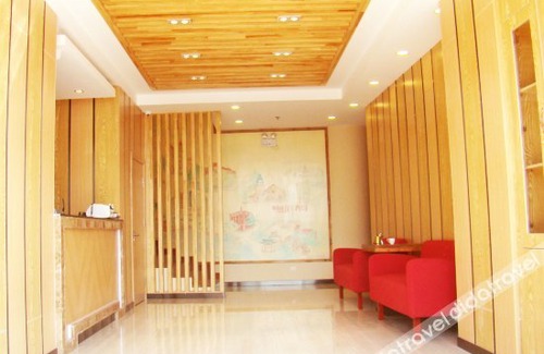 Zhanqiao Hotel | Zhanqiao Qinglan Hotel (Qingdao Railway Station Catholic Church Branch)