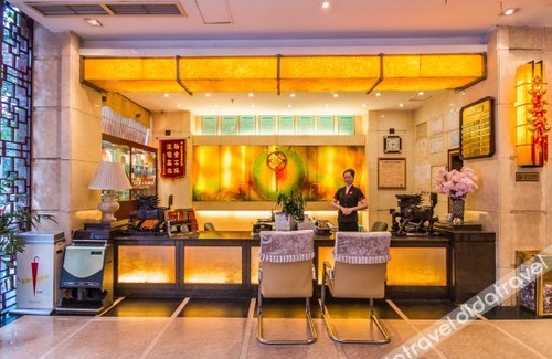 Shizhong District Hotel | Jingchen Hotel (Leshan Zhanggongqiao Food Street Branch)