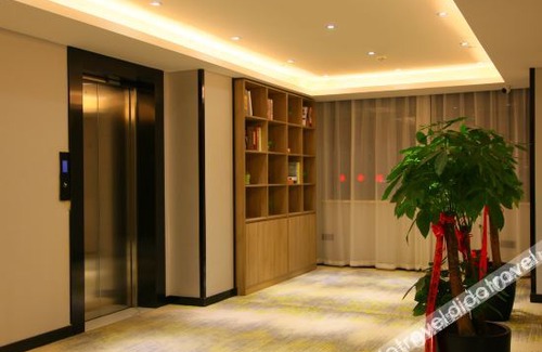 Yijiang District Hotel | Yibai Liangpin hotel(Wuhu High-tech Zone University City Store)