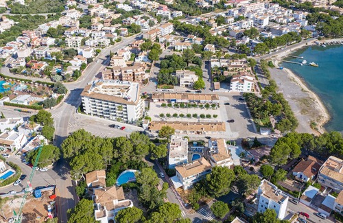 Portocolom Otro | JS Corso Suites