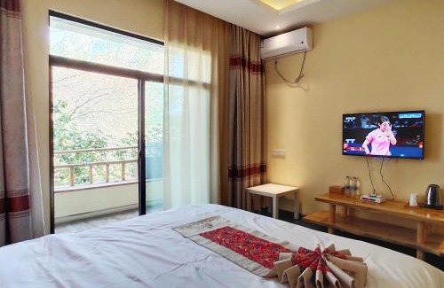 Dunhuang Otro | Jinshed Nianhua Yododo Inn