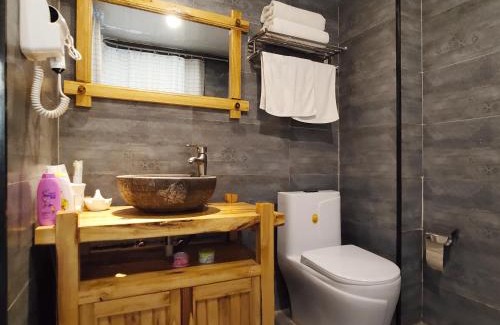 Dunhuang Otro | Jinshed Nianhua Yododo Inn
