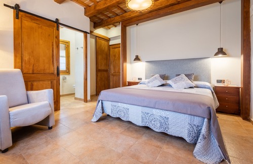 Calonge de Segarra Cama Y Desayuno | Cal Ros