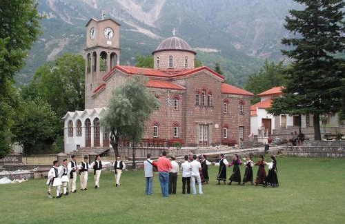Central Tzoumerka Hotel | Xenonas Kypseli