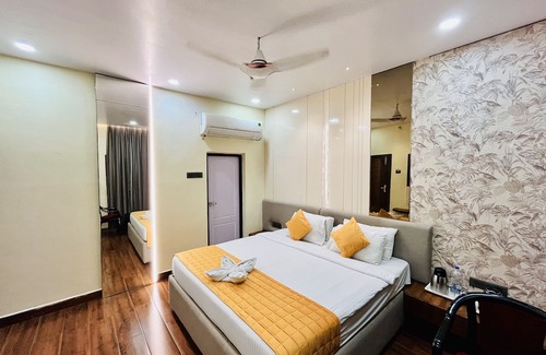 Brahmapur Hotel | Shankar Bhavan By Vinayak Hotels