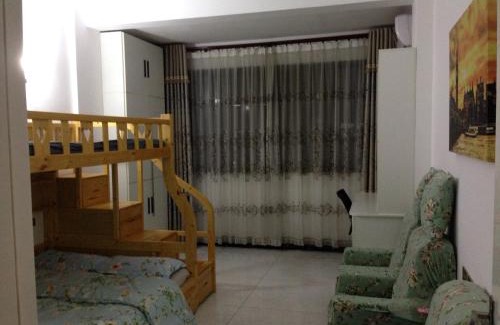 Yufeng District Hotel | Liuzhou Old Tree Youth Hostel
