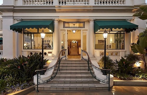 Coronado Casa | A Very Good Place To Be! 2 Classy Units Close to Silver Strand State Beach, Pool