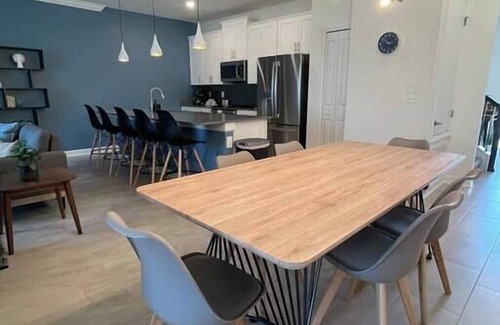 Kissimmee Casa | SL 4Br walking distance to club