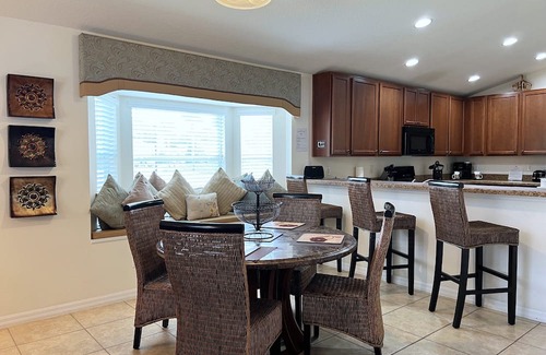 Veranda Palms Casa | Relaxing Pool Hm with Game Room 4Bed 3Bath