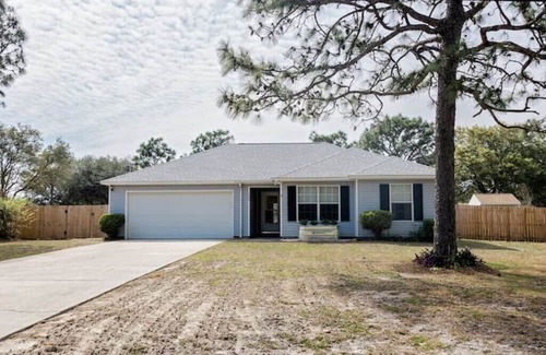 Navarre Casa | The Pelican Inn