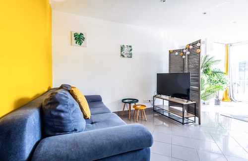 Mandelieu-la-Napoule Beach Casa | Cosy apartment 7 minutes walk from the sea!