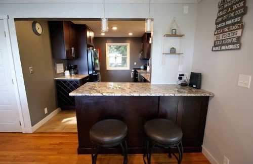Ortonville Casa | New! Big Stone 4 Bedroom Renovated Home