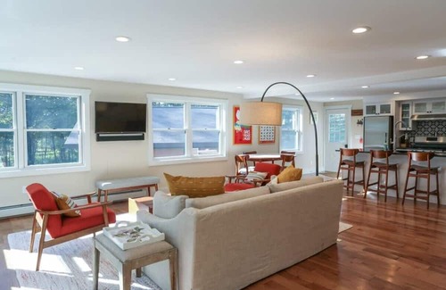 Jeffersonville Casa | Journeys End - Bright & Airy near Livingston Manor