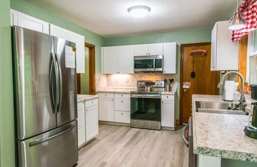 Hendersonville Casa | The Rock House-Fire pit~$375 Free Activities Daily