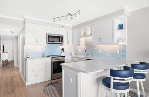 North Ocean City Casa | New! Oceanfront at Marigot Beach
